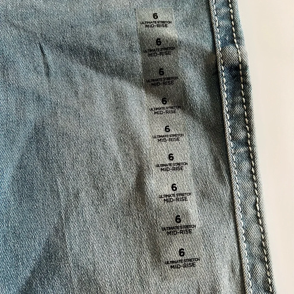 Rue21 Mid - Rise Boot Ultimate Stretch Flare Jean Size 6 - Picture 10 of 13